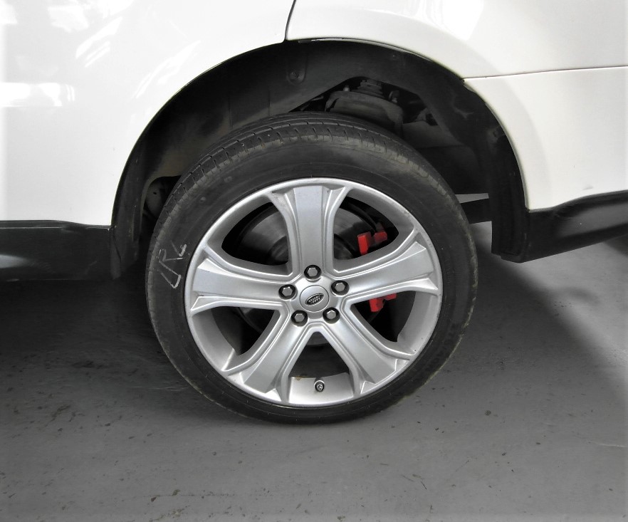 Range Rover Sport V8 5.0 Liter Supercharged Set Of Rims Range Rover Sport V8 5.0 Liter Supercharged Set Of Rims