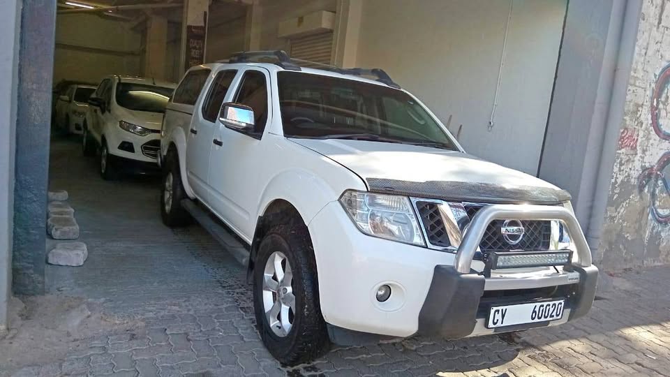 2010 Nissan Navara 2.5D Manual Double Cab for sale