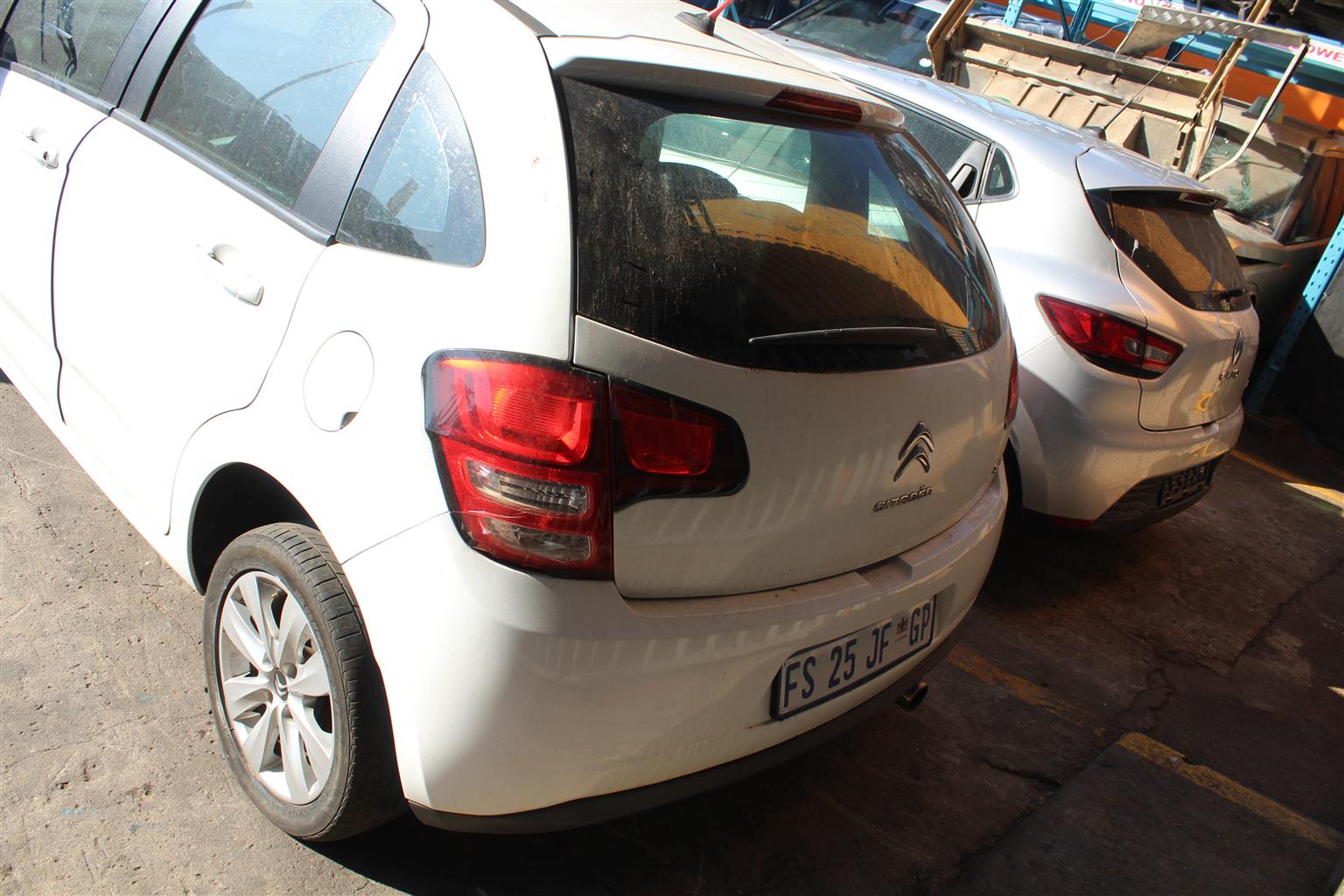 STRIPPING Citroen C3 1.4 VTi Attraction - 2010 - Private Seller STRIPPING Citroen C3 1.4 VTi Attraction - 2010 - Private Seller