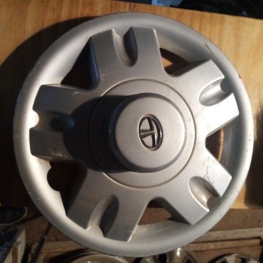 Tata wheel cap - Private Seller Tata wheel cap - Private Seller