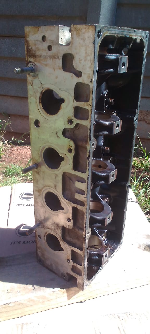Cylinder Head Nissan P200 K7M 1.6 8V - Private Seller Cylinder Head Nissan P200 K7M 1.6 8V - Private Seller