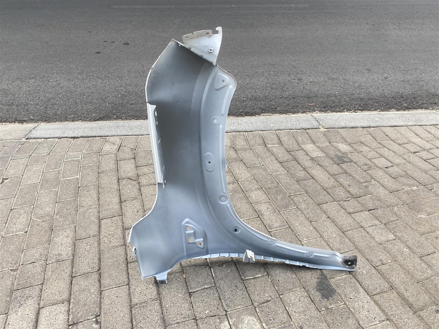 2024 RENAULT KIGER LEFT FRONT FENDER FOR SALE. IN PRISTINE CONDITION - Private Seller 2024 RENAULT KIGER LEFT FRONT FENDER FOR SALE. IN PRISTINE CONDITION - Private Seller