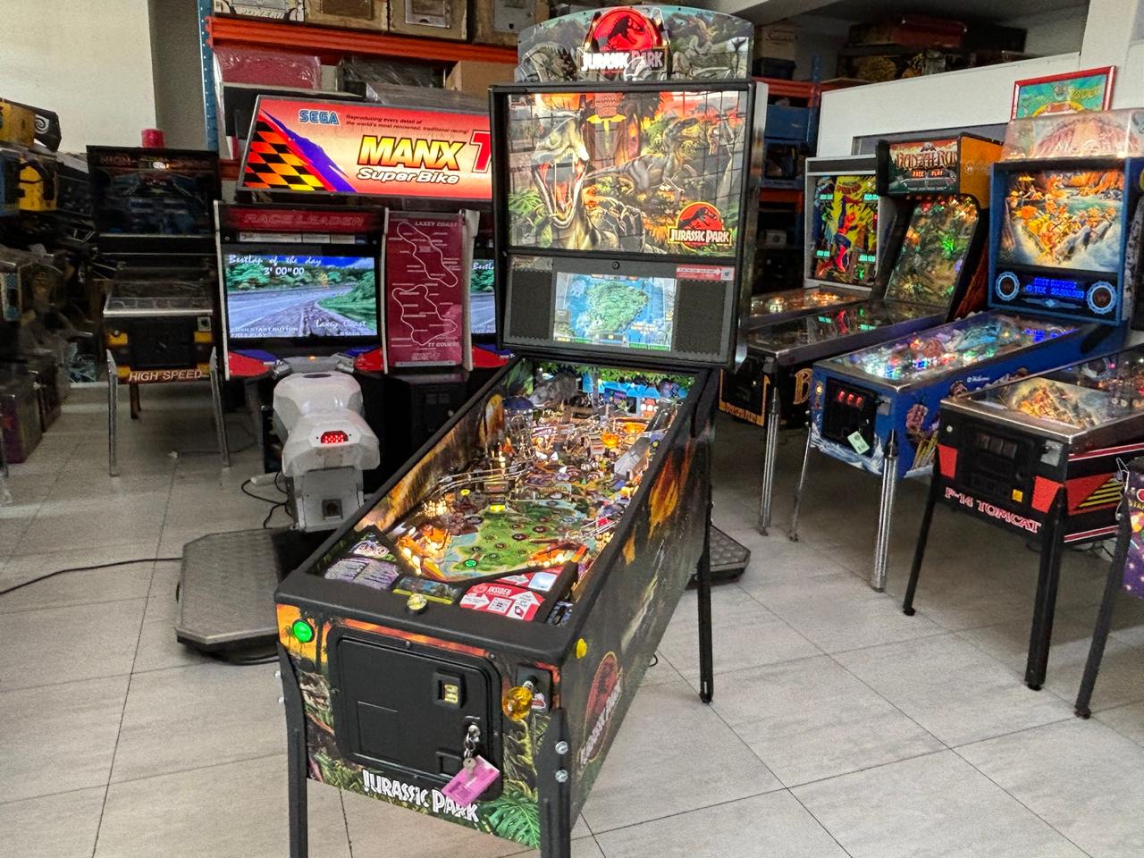 Jurassic Park Premium Edition Pinball Machine Jurassic Park Premium Edition Pinball Machine