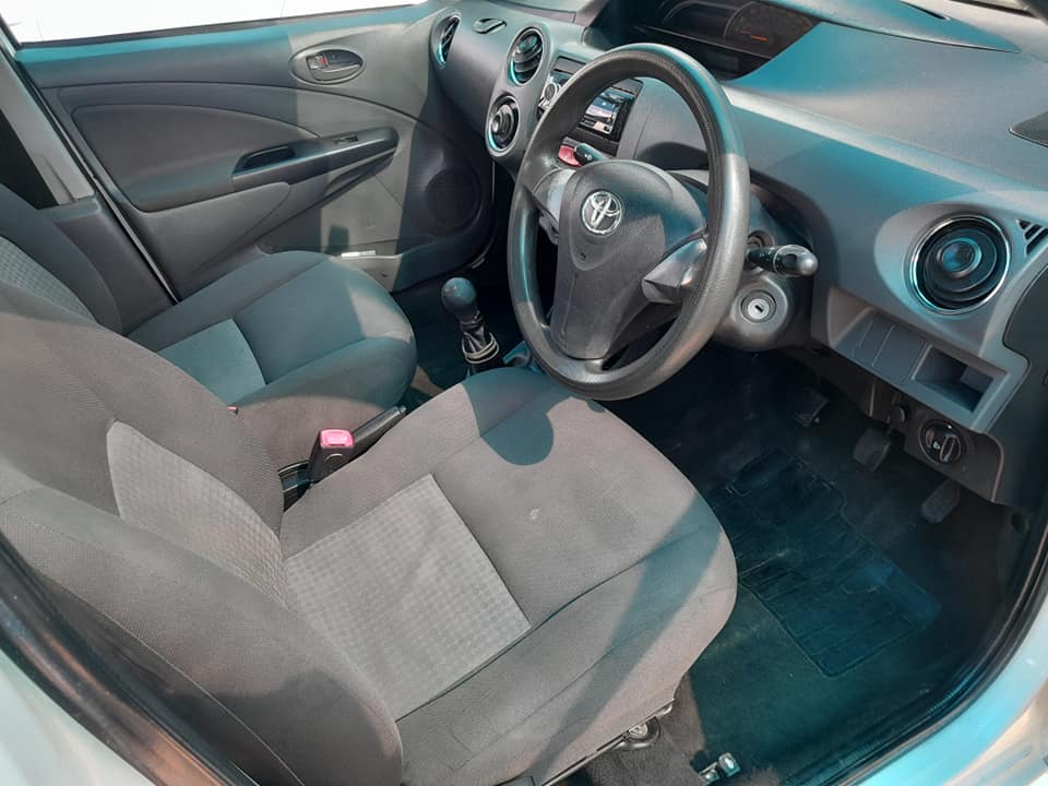 2013 TOYOTA ETIOS 1.5 SEDAN MANUAL