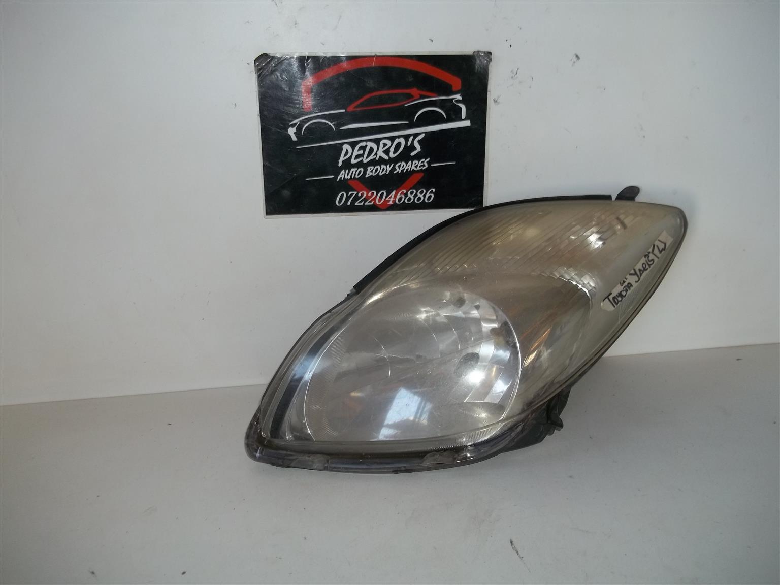 Toyota Yaris '05-'11 left headlight - Private Seller Toyota Yaris '05-'11 left headlight - Private Seller