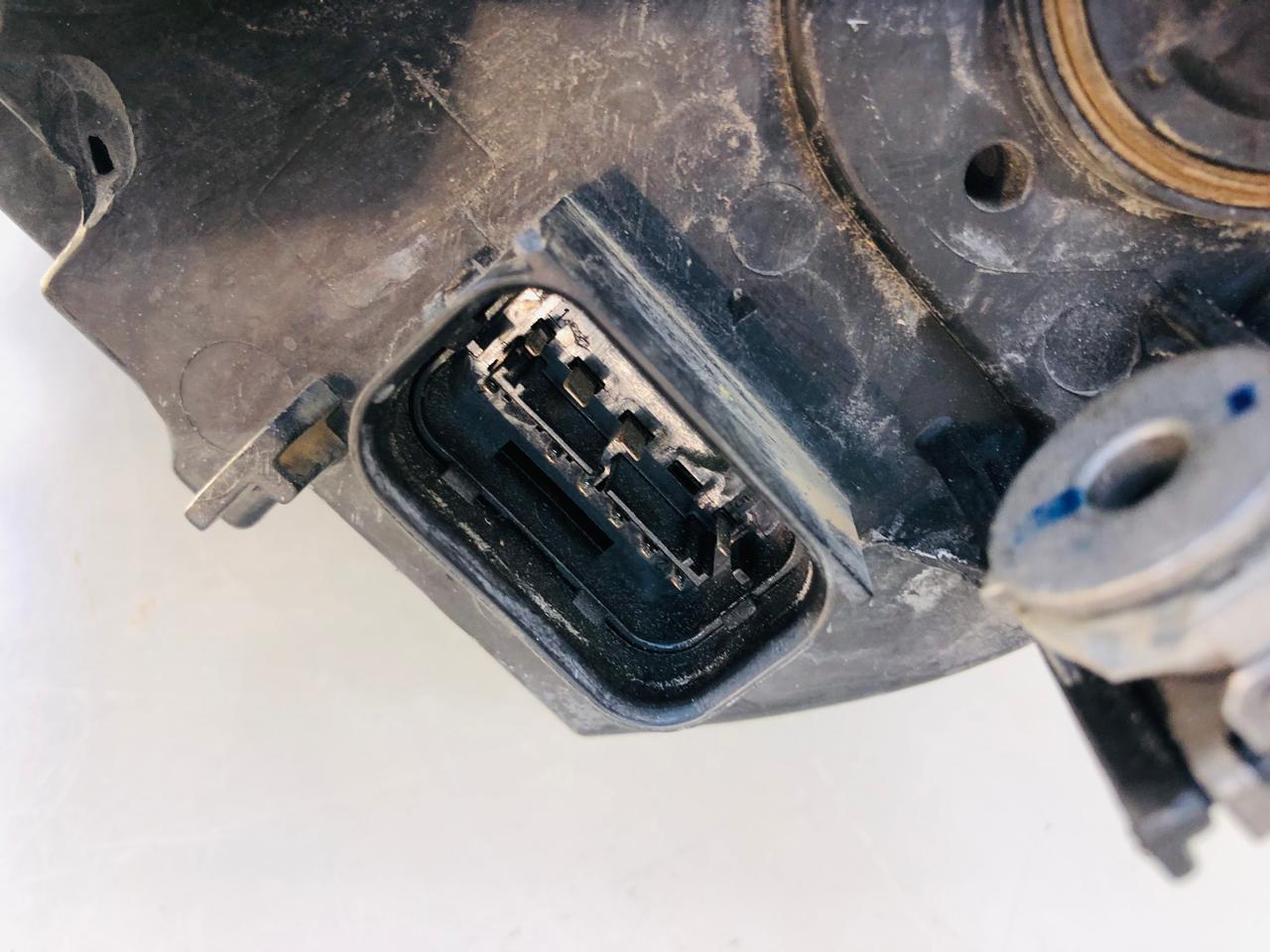 Honda Jazz right side LED headlight (2019) - Private Seller Honda Jazz right side LED headlight (2019) - Private Seller