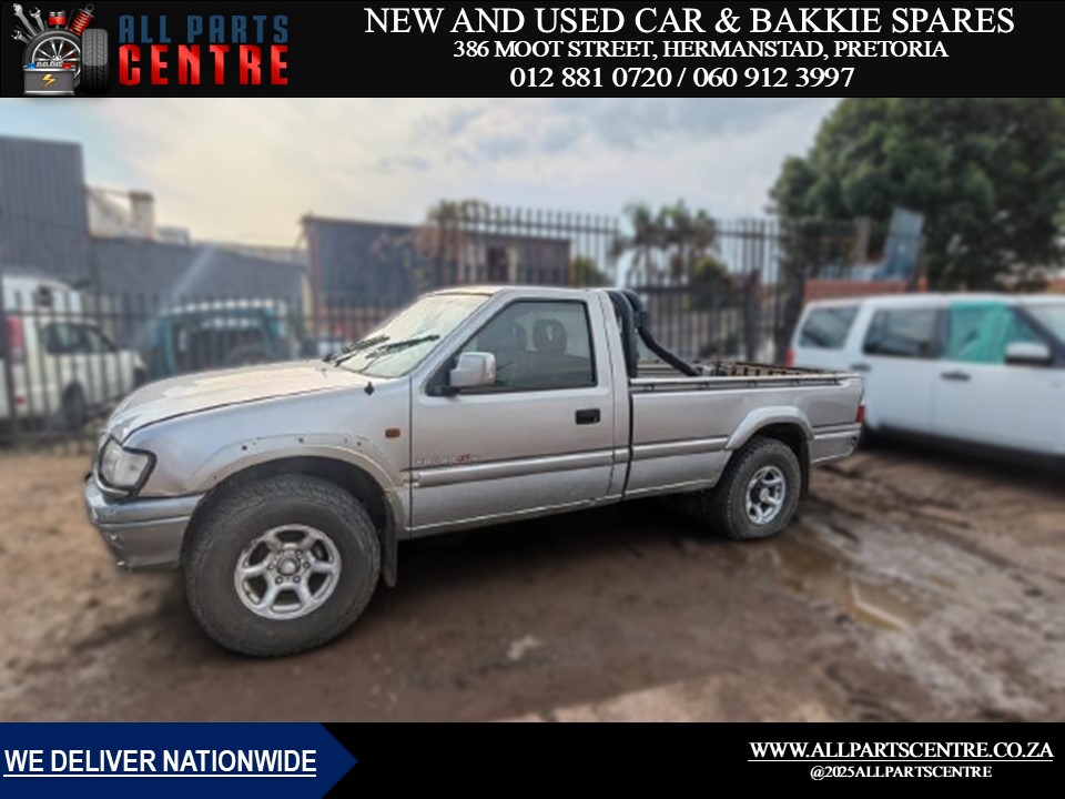 Isuzu KB280 2001 Petrol Manual – Stripping for Spares