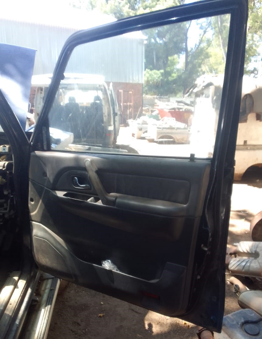 "Used Mitsubishi Pajero Gen 2 Door Shell for sale - Private Seller