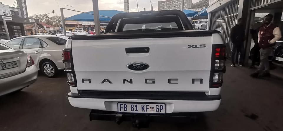 2016 FORD RANGER 2.2 XLS 6 SPEED DOUBLE CAB 4X2 MANUAL DIESEL
