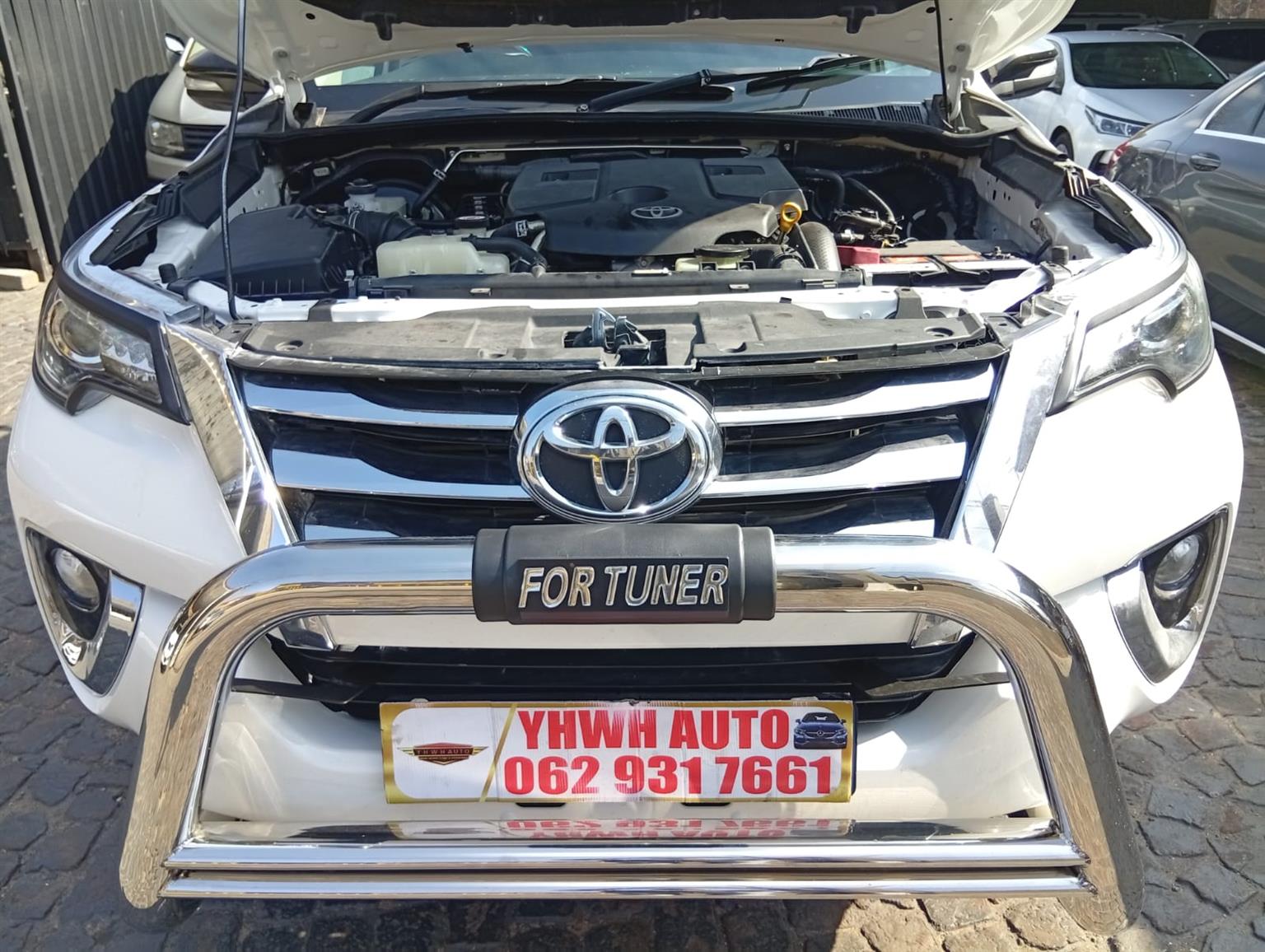 Fortuner 2.8GD-6 SUV 2017  7Seater Diesel Manual 98,000km Leather Seats, G