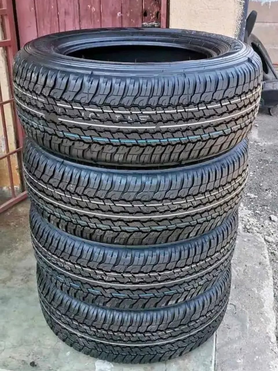Dunlop Grandtrek AT25 brand new 265/60/18 set - Private Seller Dunlop Grandtrek AT25 brand new 265/60/18 set - Private Seller
