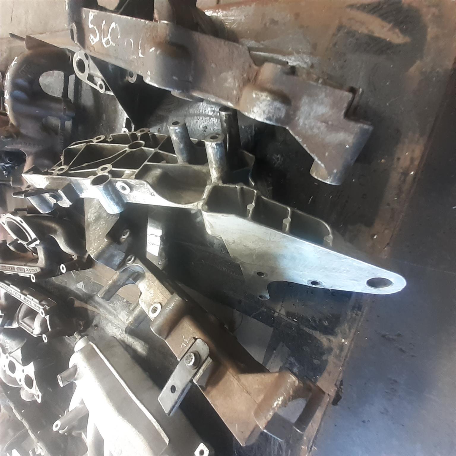 VOLVO ENGINE MOUNTING BRACKETS FOR SALE (DELIVERY AVAILABLE COUNTRY WIDE) - Private Seller VOLVO ENGINE MOUNTING BRACKETS FOR SALE (DELIVERY AVAILABLE COUNTRY WIDE) - Private Seller