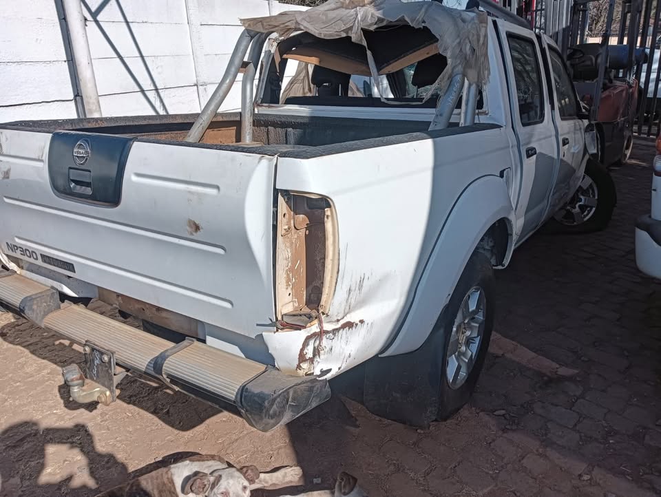 2019 NISSAN NP 300 STRIPPING FOR SPARES