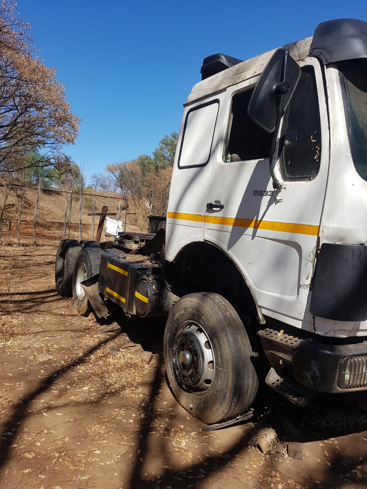 MERCEDES BENZ V SERIES 2633 DOUBLE DIFF TRUCK for SALE | Junk Mail ...