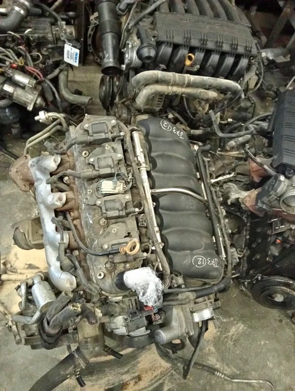 CHEVROLET LS2 ENGINE - Private Seller CHEVROLET LS2 ENGINE - Private Seller