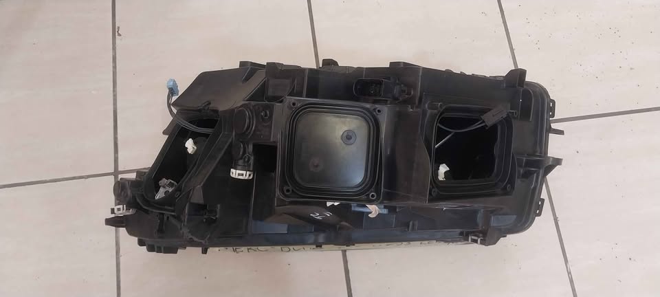 MERCEDES BENZ W253 GLC HEADLIGHT 2019-2022 LED RHS AVAILABLE