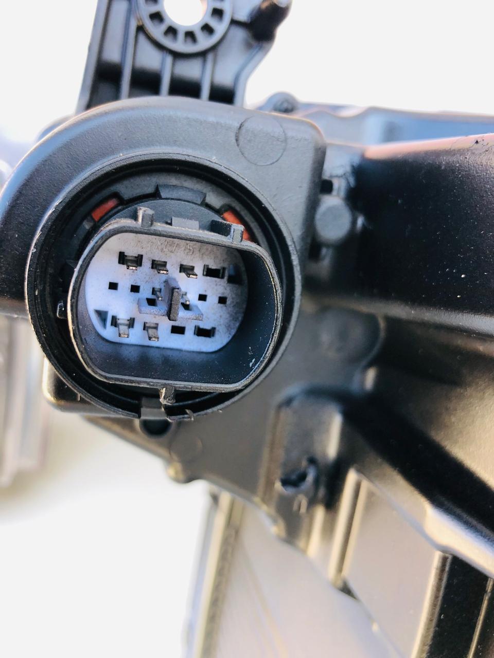 Hyundai Staria left and right side full LED headlights - Private Seller Hyundai Staria left and right side full LED headlights - Private Seller
