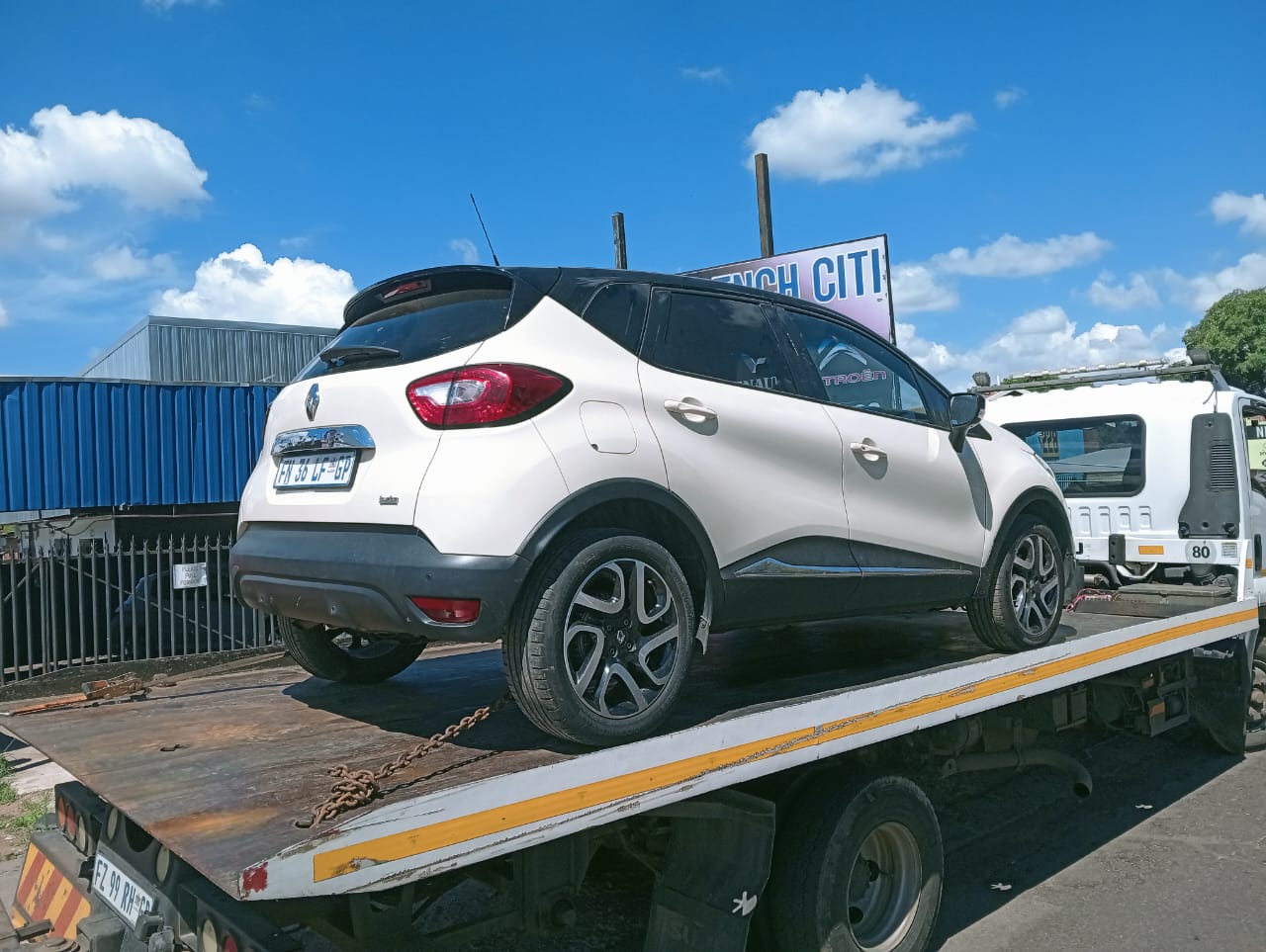Renault Captur 2016 Automatic H5FD 1.2 Turbo Stripping For Spares - Private Seller Renault Captur 2016 Automatic H5FD 1.2 Turbo Stripping For Spares - Private Seller