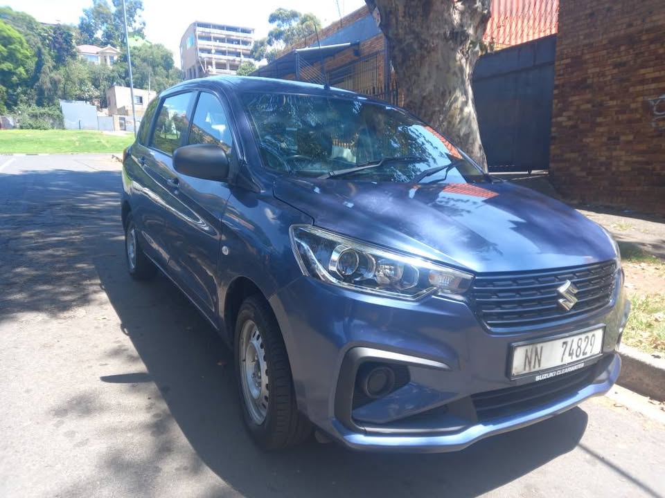 2020 Suzuki  Ertiga 1.5 Petrol Manual, Blue Color. Mileage 41000kms 7 seater.