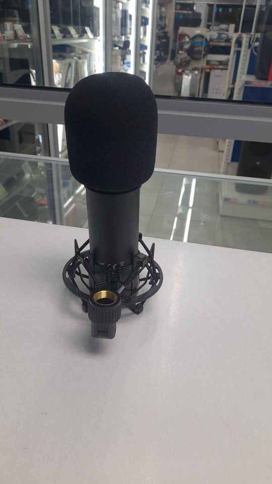 M-AUDIO