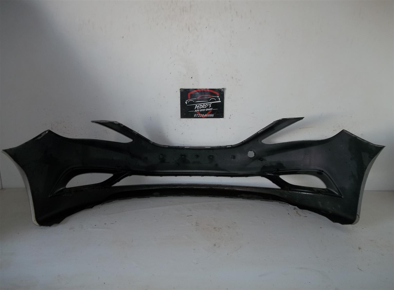Hyundai Sonata '11-'13 front bumper (GLS,LTD,SE & 2.0T) - Private Seller Hyundai Sonata '11-'13 front bumper (GLS,LTD,SE & 2.0T) - Private Seller