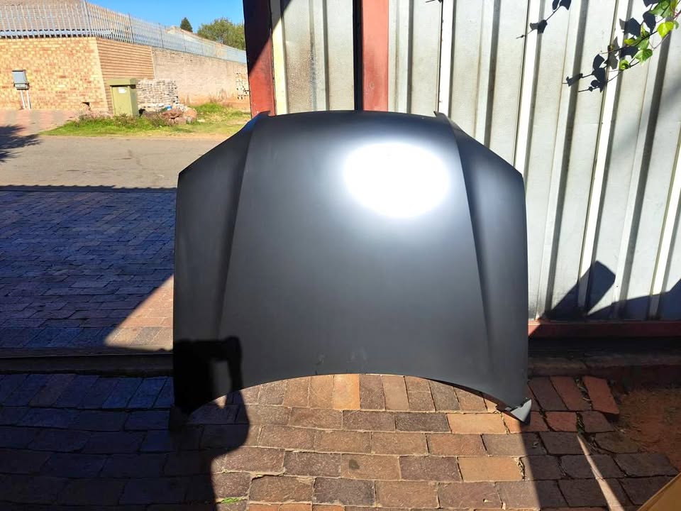 Chevrolet Lumina bonnet