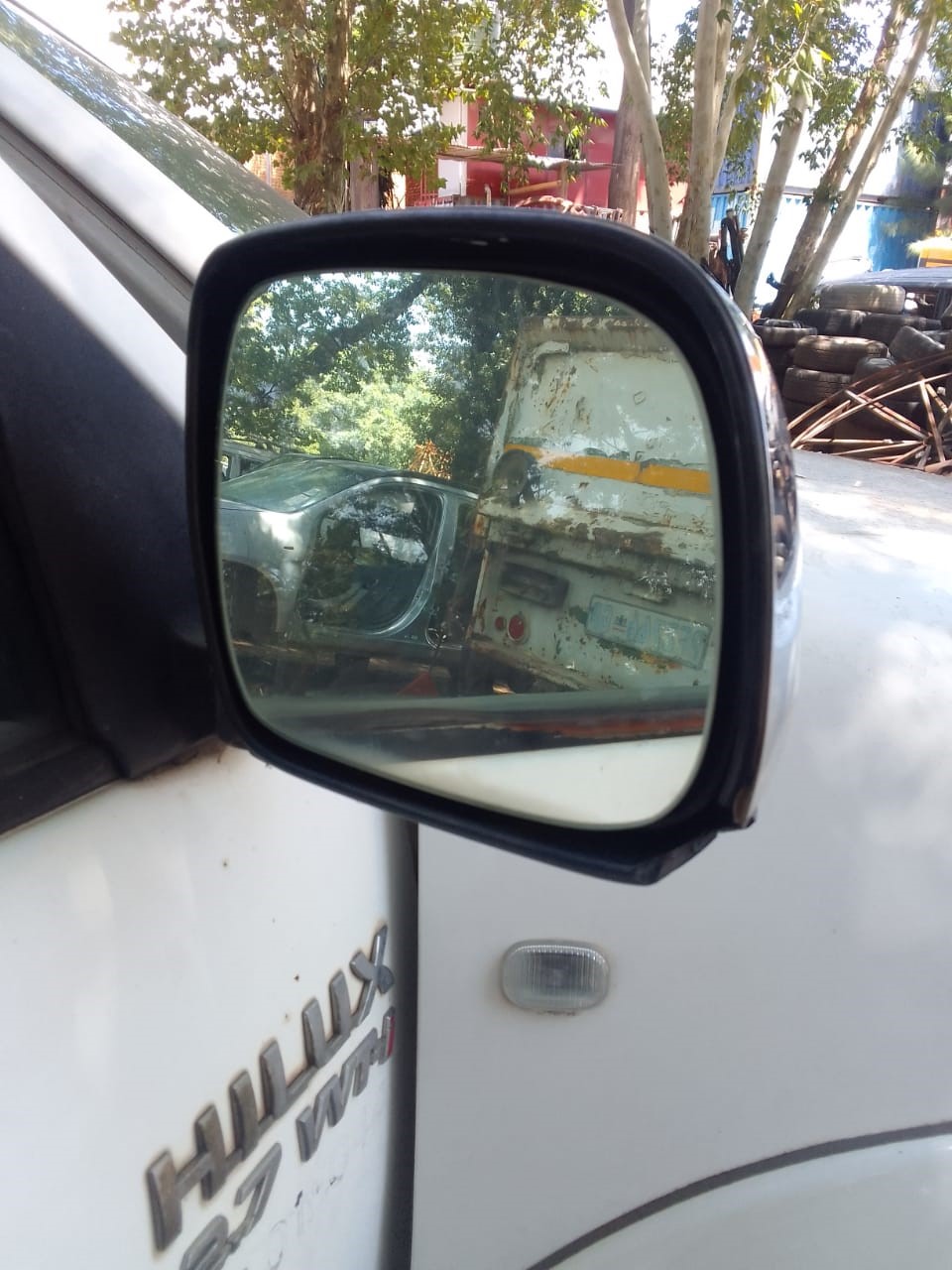 Used Toyota Hilux Door Mirrors for Sale - Private Seller Used Toyota Hilux Door Mirrors for Sale - Private Seller