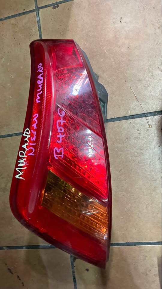 Nissan Murano taillight - Private Seller Nissan Murano taillight - Private Seller