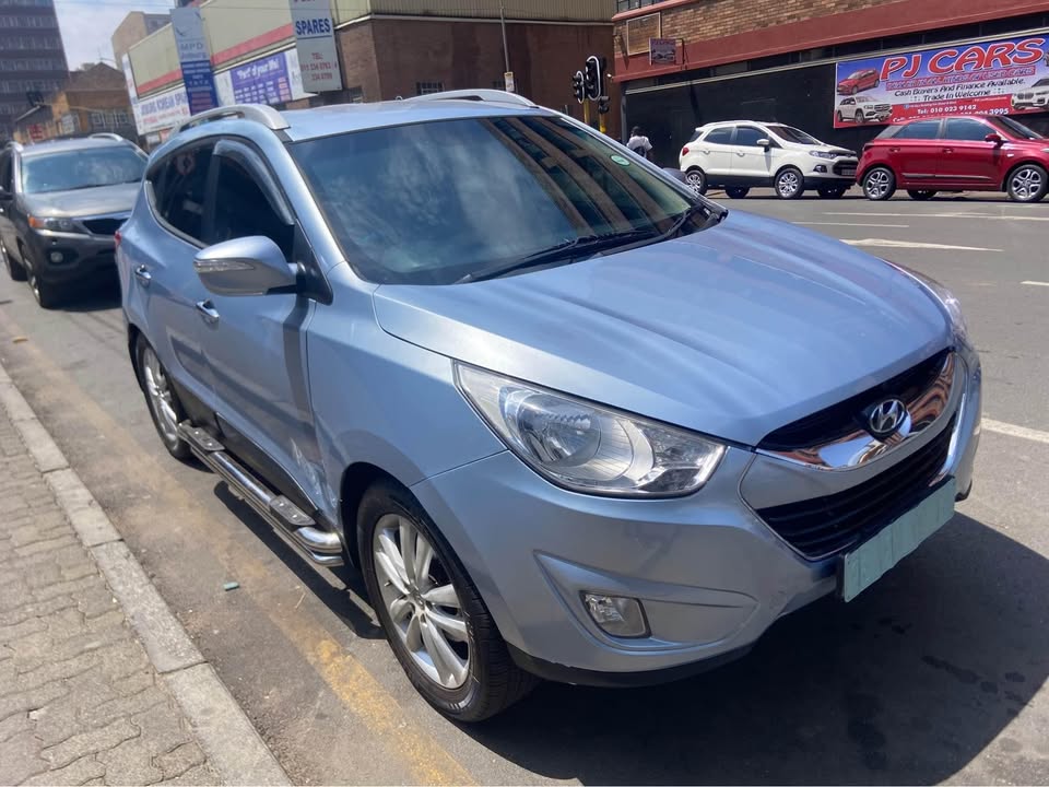 2012 Hyundai ix-35 2.0 Automatic 75000km