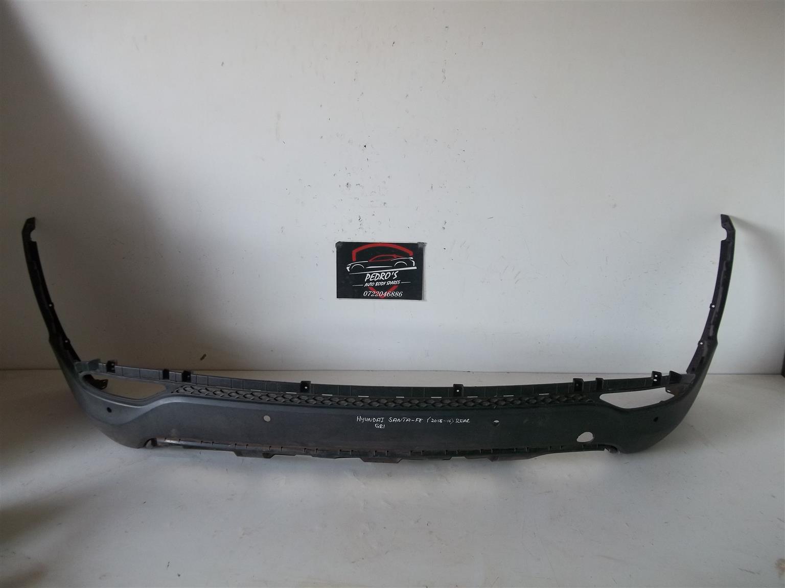 Hyundai Santa Fe '13-'18 front bumper cover - Private Seller Hyundai Santa Fe '13-'18 front bumper cover - Private Seller