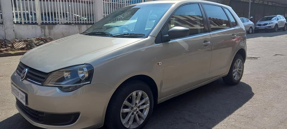 2013 VW POLO VIVO 1.4 TRENDLINE HATCHBACK, 82000KM