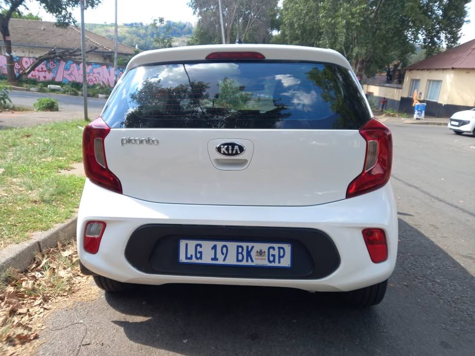 2020 Kia Picanto Manual Transmission Engine Capacity 1.0 Petrol White Color Mileage 63,000kms