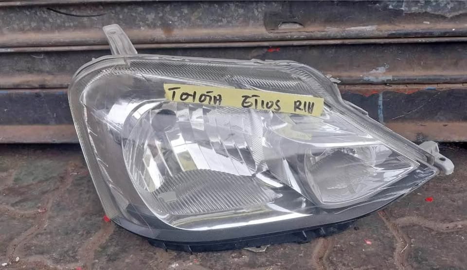 Toyota Etios headlight - Private Seller Toyota Etios headlight - Private Seller