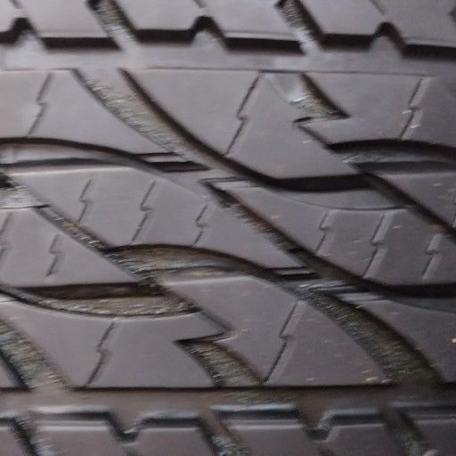 Toyota Fortuner OEM rims and Bridgestone A/T