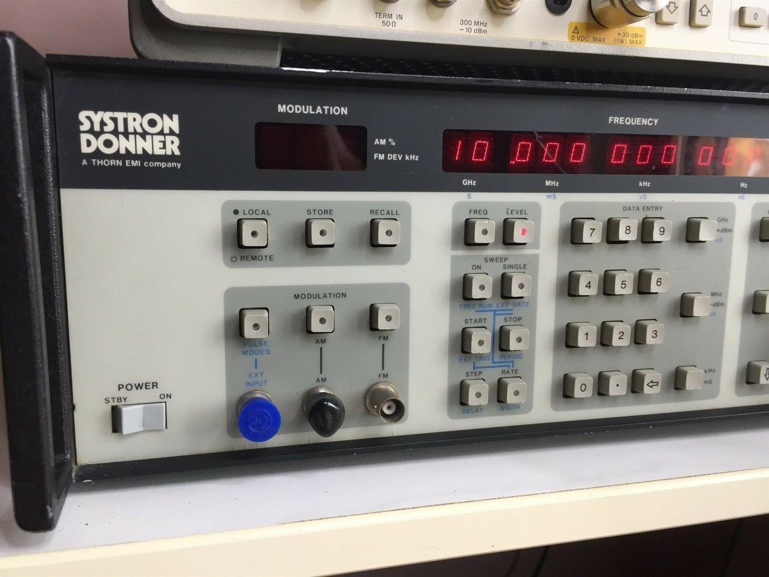 MICROWAVE SYNTHESIZER GENERATOR