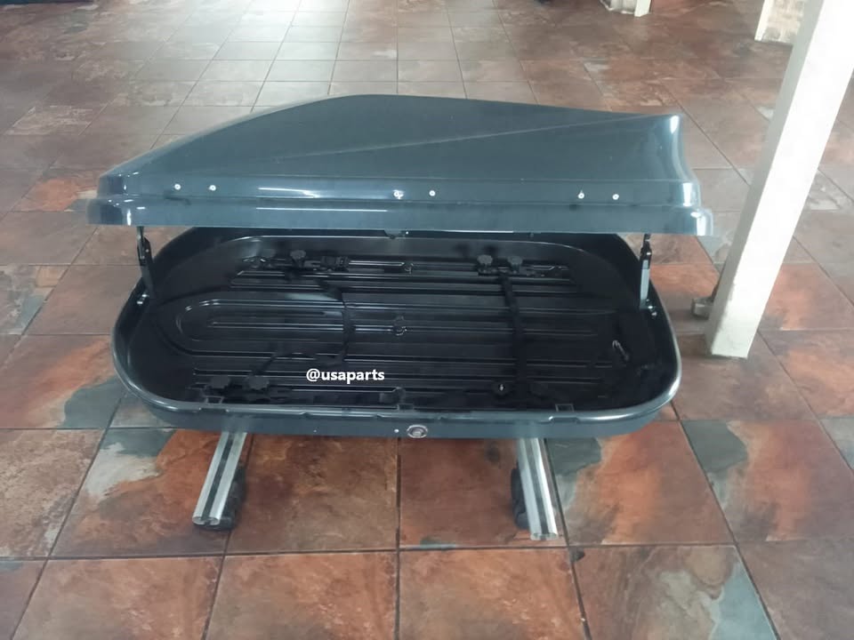 Dodge Journey 3.6 – Rooftop Carrier For Sale - Private Seller