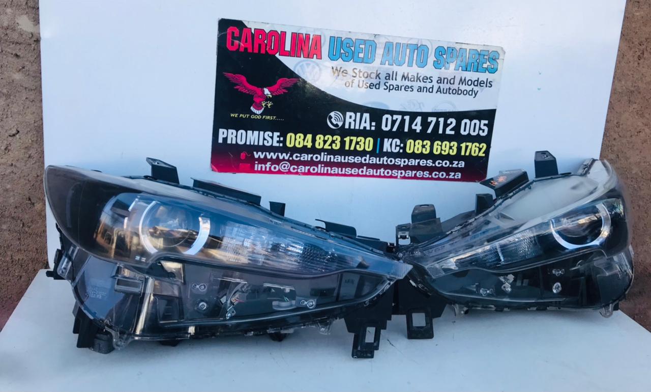 Mazda CX-5 left and right headlights - Private Seller Mazda CX-5 left and right headlights - Private Seller