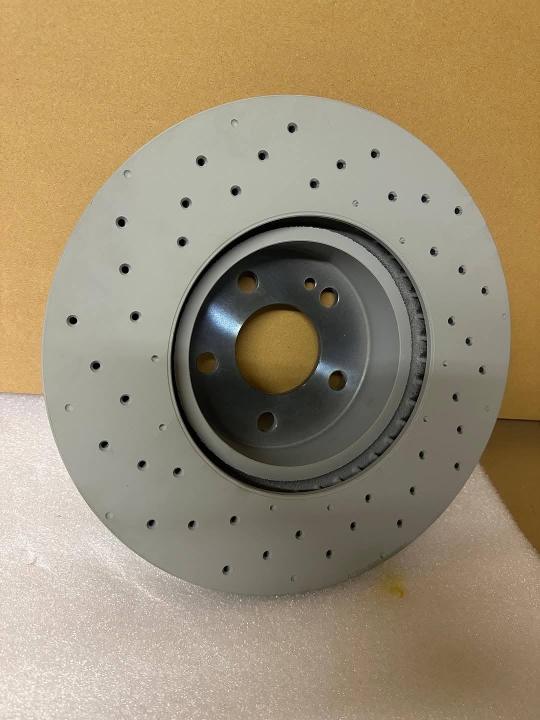 BRAND NEW VENTED DISCS FOR AMG SPEC W205 C-CLASS 2014-2018 MODEL AVAILABLE - Private Seller