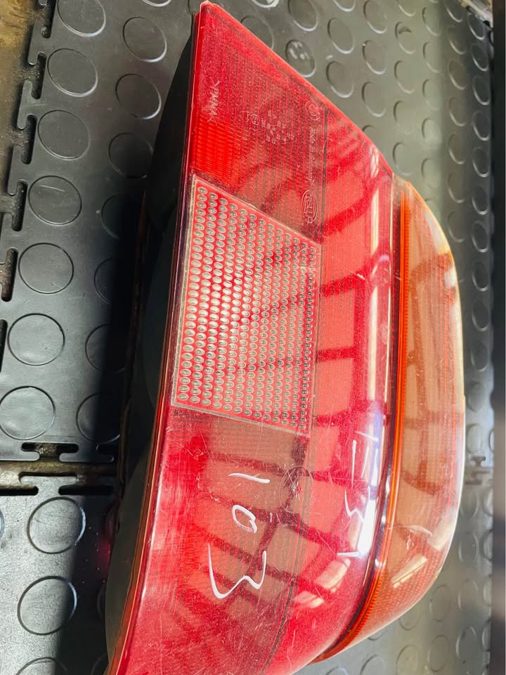 Left/Right Side Tail Lamp FOR BMW 5 Series E39 530i 520i 528I 540i 2000 2001 2002 2003 - Private Seller