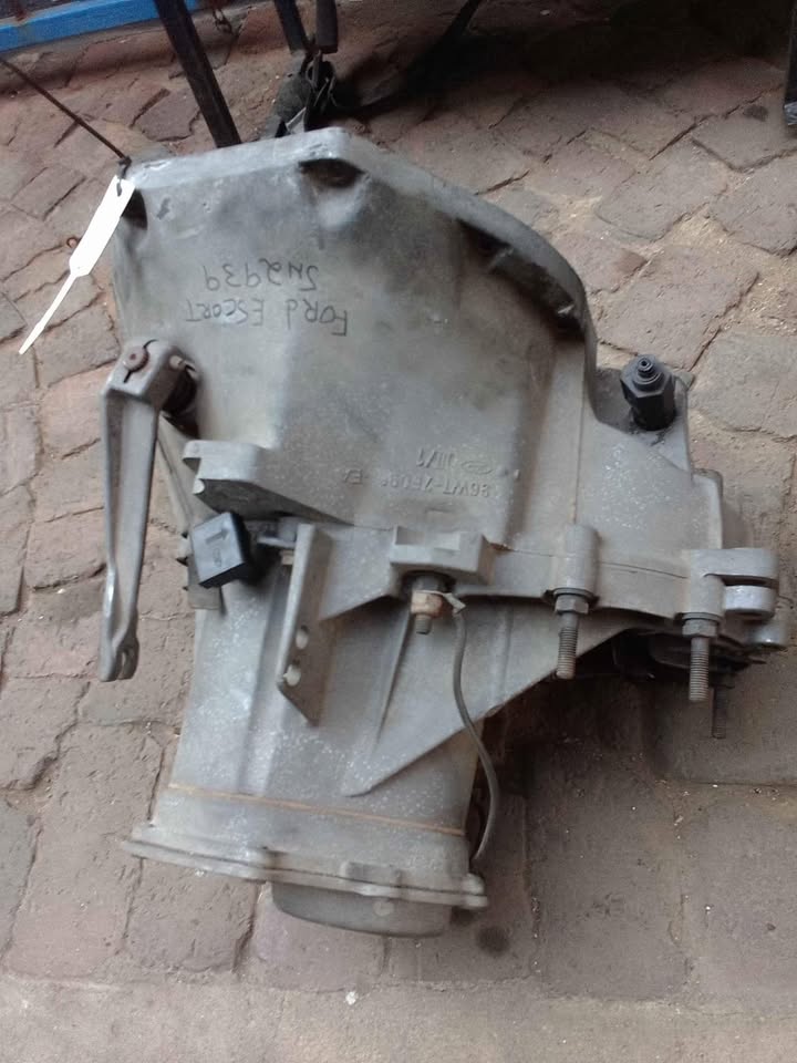 Ford escort gearbox for sale - Private Seller