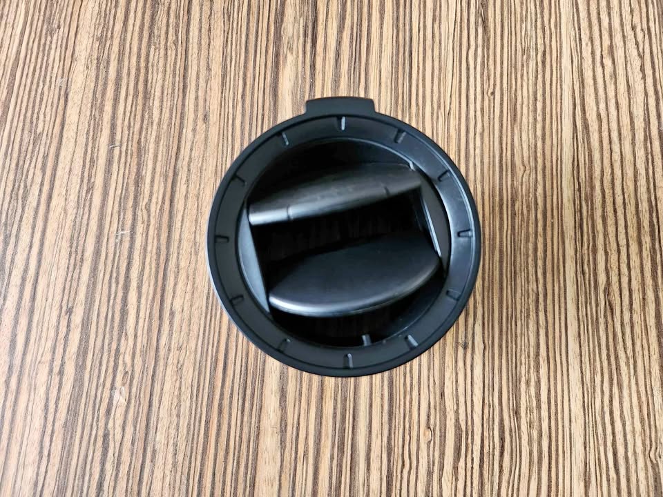 FORD FIESTA DASH AIR VENT - OEM - Private Seller