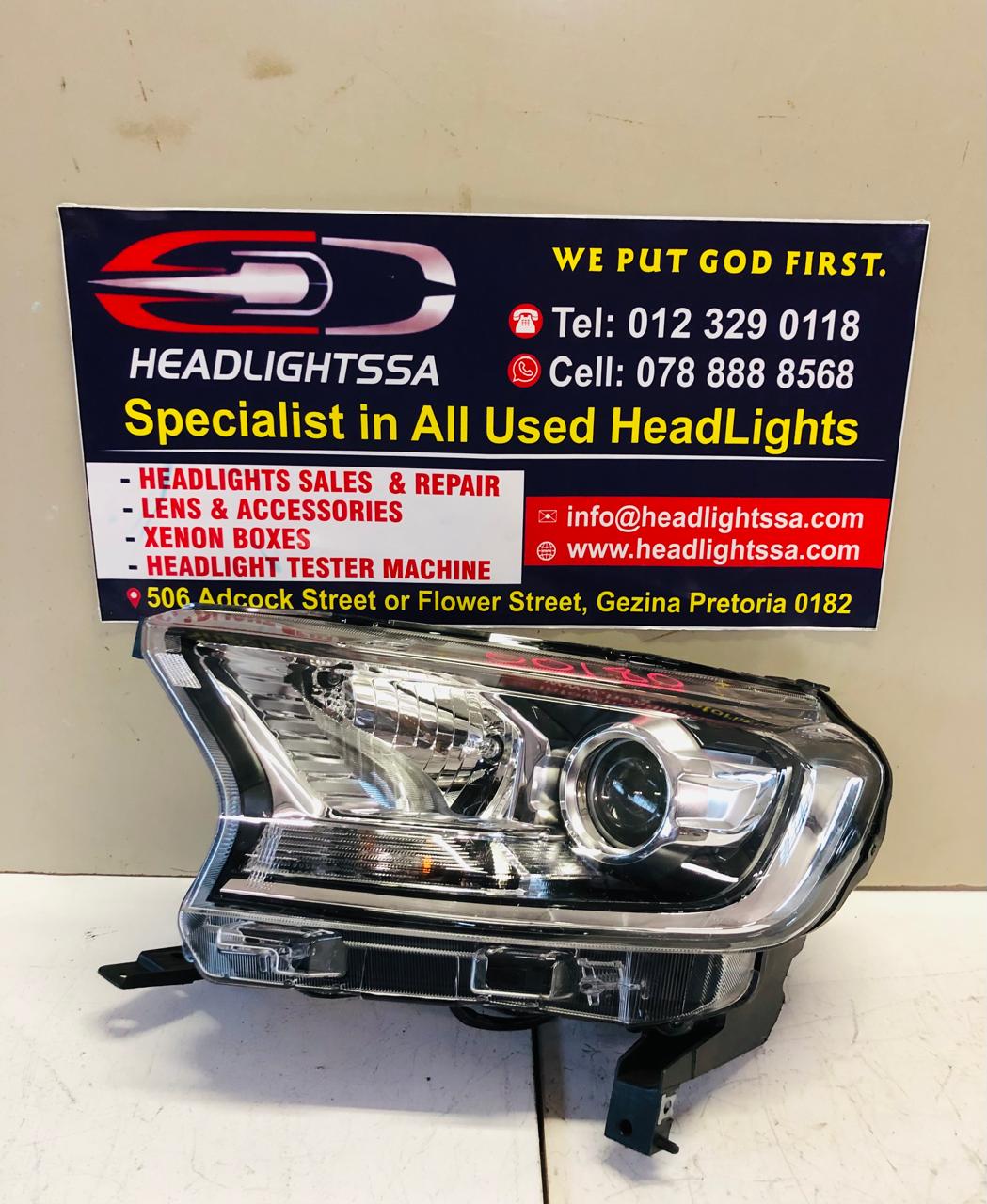 Ford Ranger T7 left side LED headlight (2016) - Private Seller Ford Ranger T7 left side LED headlight (2016) - Private Seller