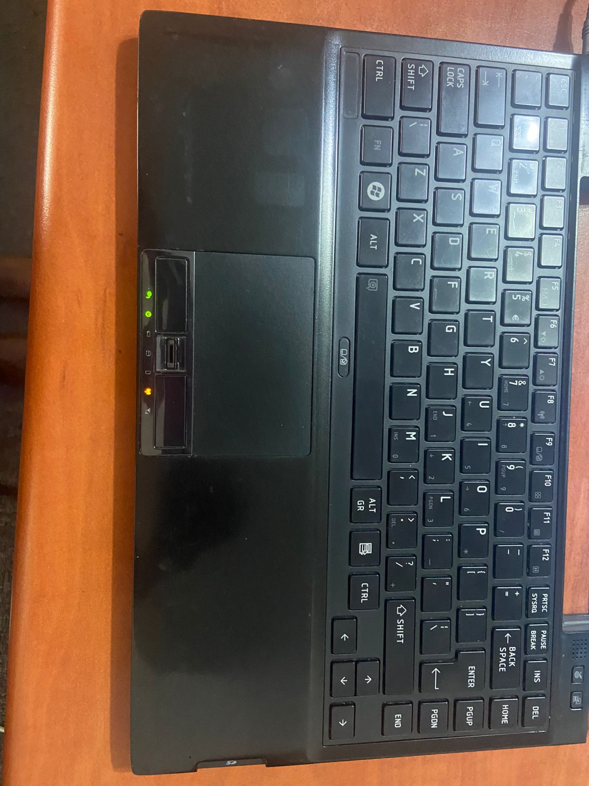 PORTEGE R700 i5-M560(2.67GHz) SSD(新品/250G) Windows7Pro