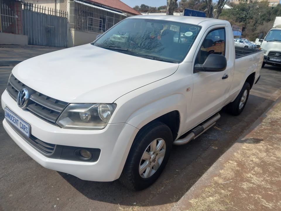 2011 VW AMAROK 2.0 TDI ENGINE DIESEL, MANUAL, WHITE COLOR, MILEAGE 129000KMS,