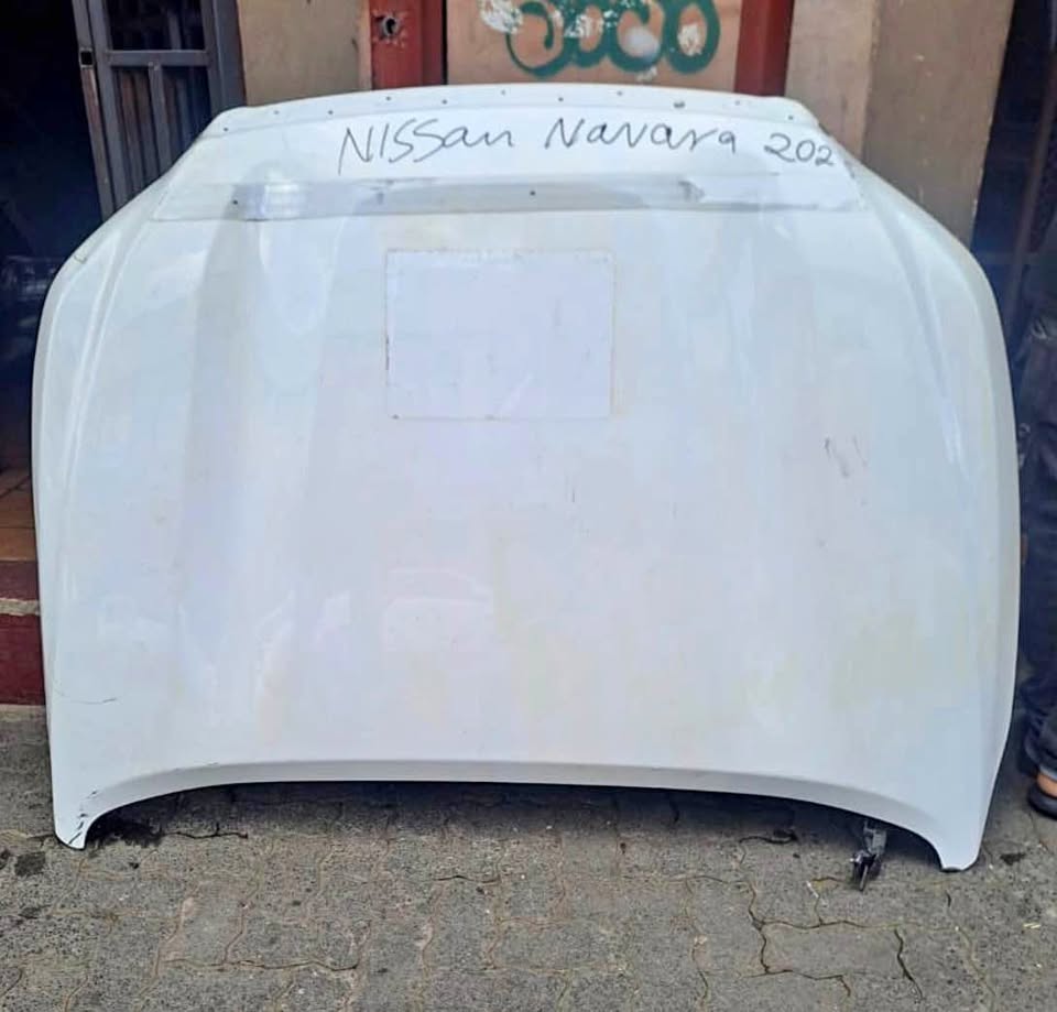 Nissan Navara bonnet - Private Seller Nissan Navara bonnet - Private Seller