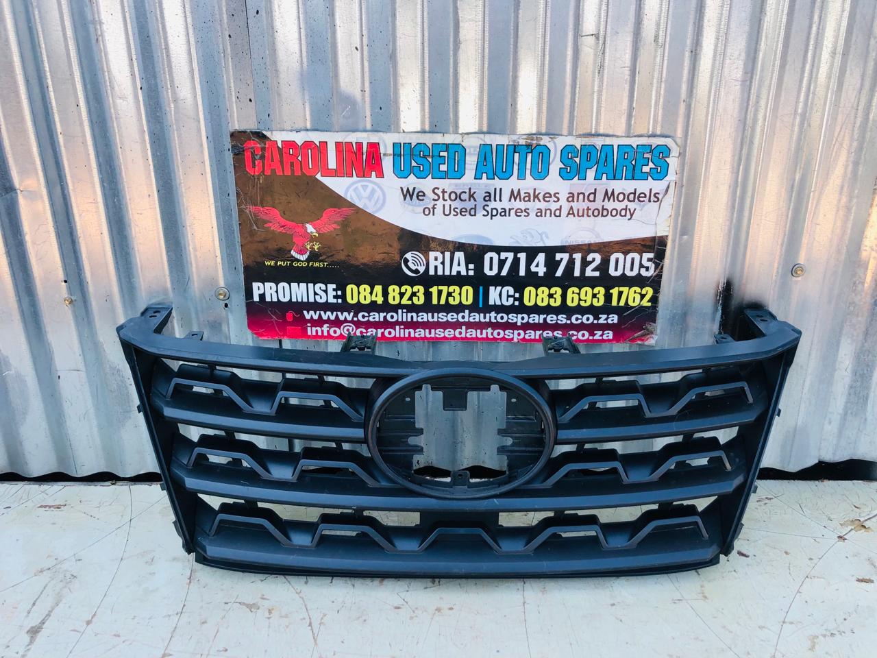 Toyota Fortuner legend radiator grill (No badge) - Private Seller Toyota Fortuner legend radiator grill (No badge) - Private Seller