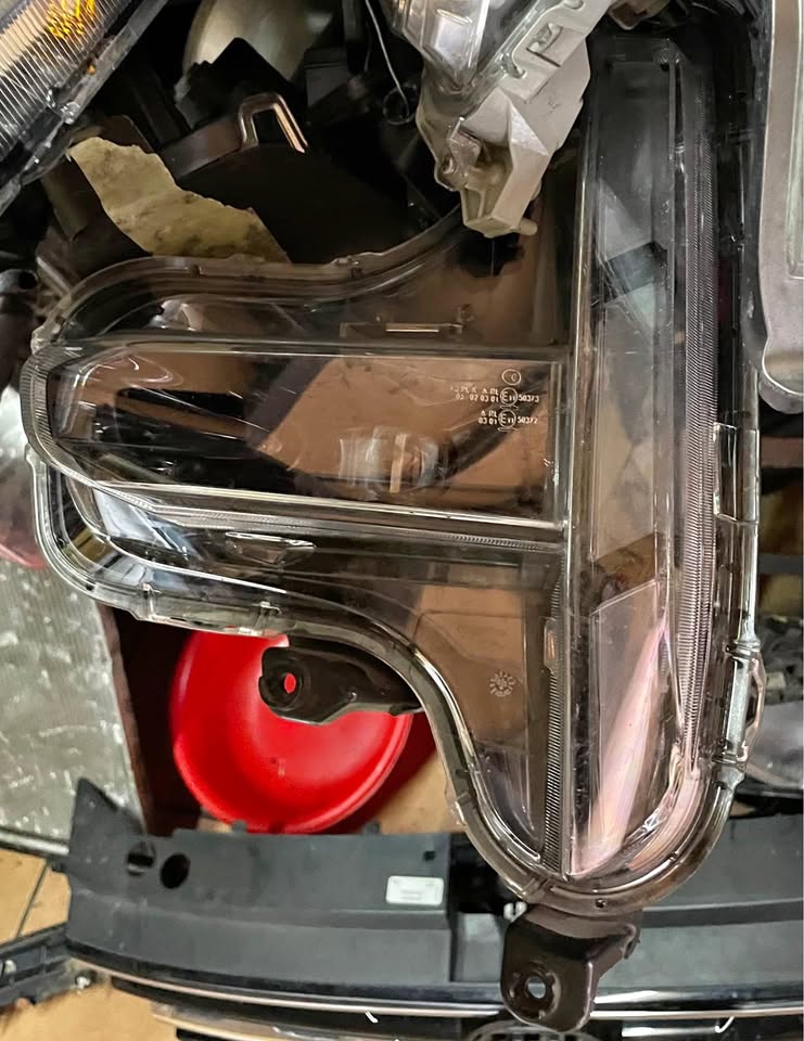 Chery Tiggo 7 Pro fog light - Private Seller Chery Tiggo 7 Pro fog light - Private Seller