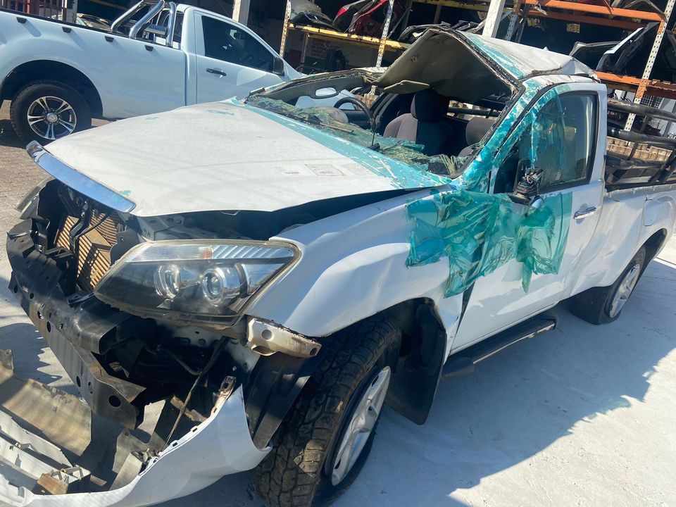 ISUZU KB300 D-TEQ 2014 STRIPPING FOR SPARES - Private Seller