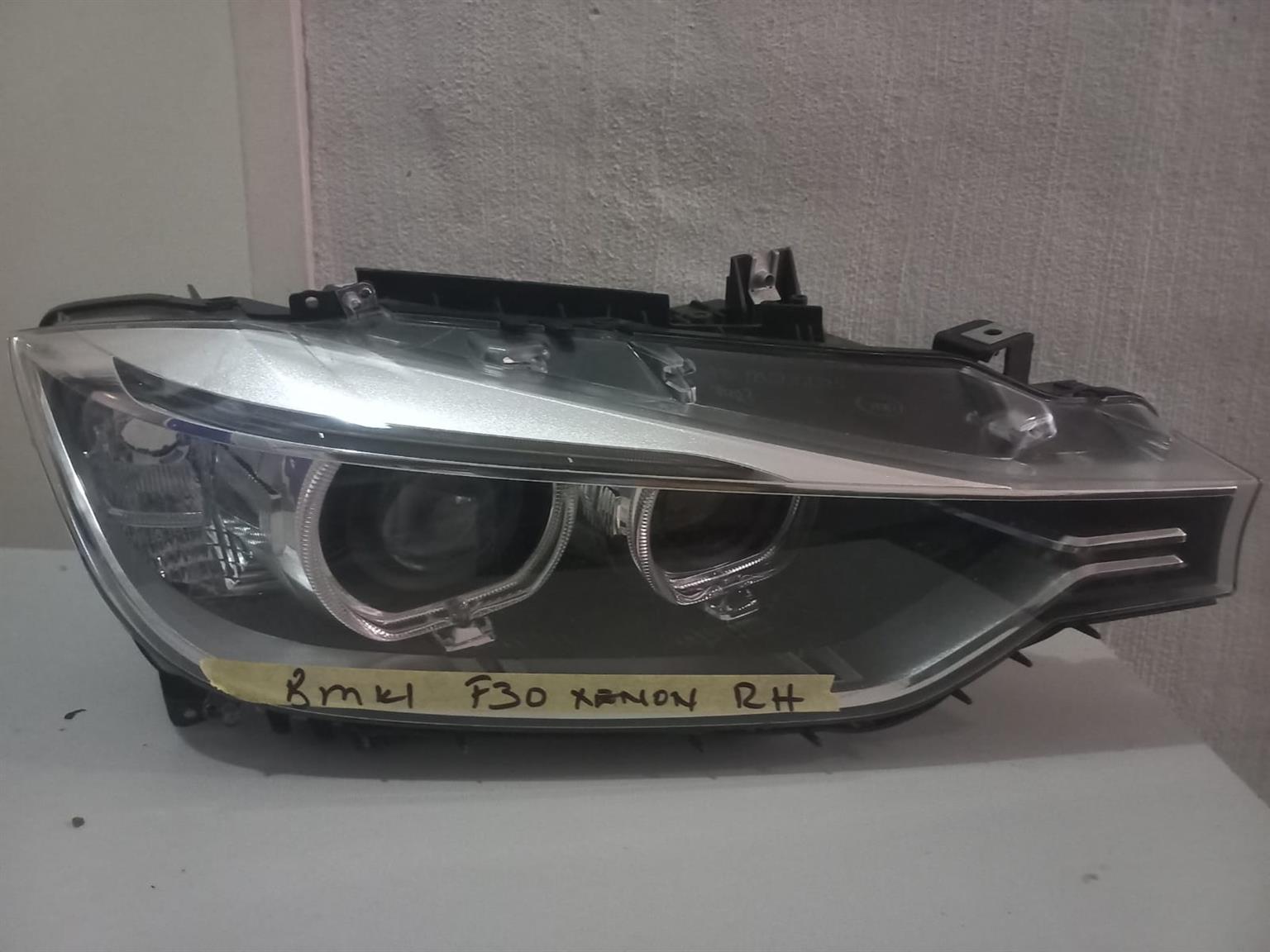 BMW F30 Nomal Headlight Rhs. At Sema Spare Center Cost-Effective Solutions - Private Seller BMW F30 Nomal Headlight Rhs. At Sema Spare Center Cost-Effective Solutions - Private Seller