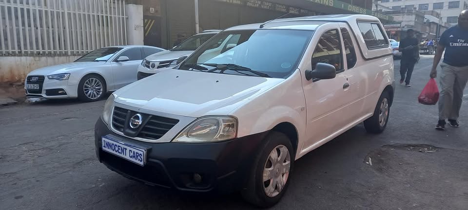 2016 NISSAN NP200 1.6 MANUAL TRANSMISSION, WHITE COLOUR.